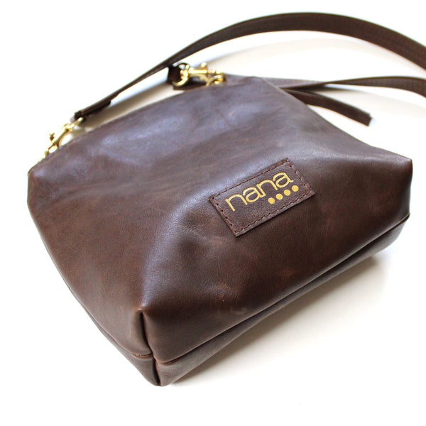 nano crossbody: chocolate