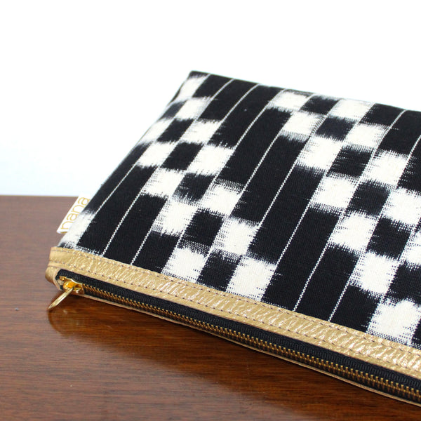 bertha clutch: black and white ikat