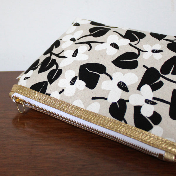 bertha clutch: black and white floral