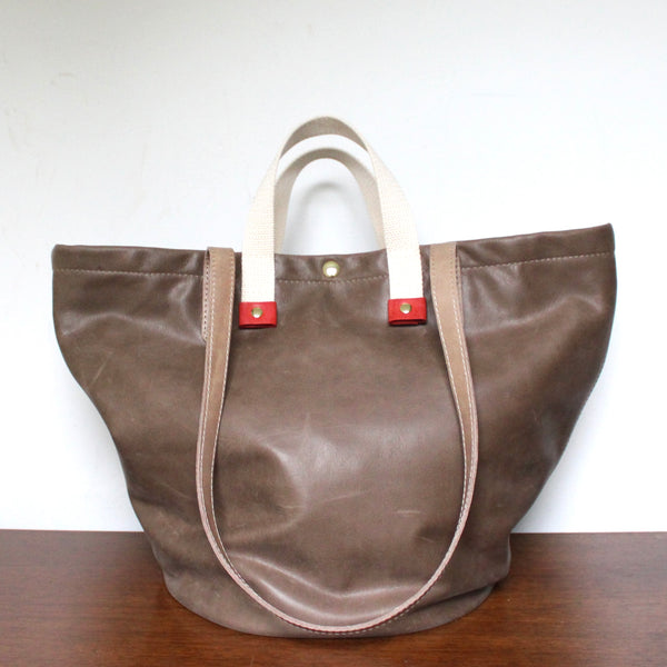 limited edition nesting buckets: putty brown