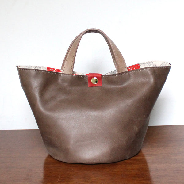 limited edition nesting buckets: putty brown