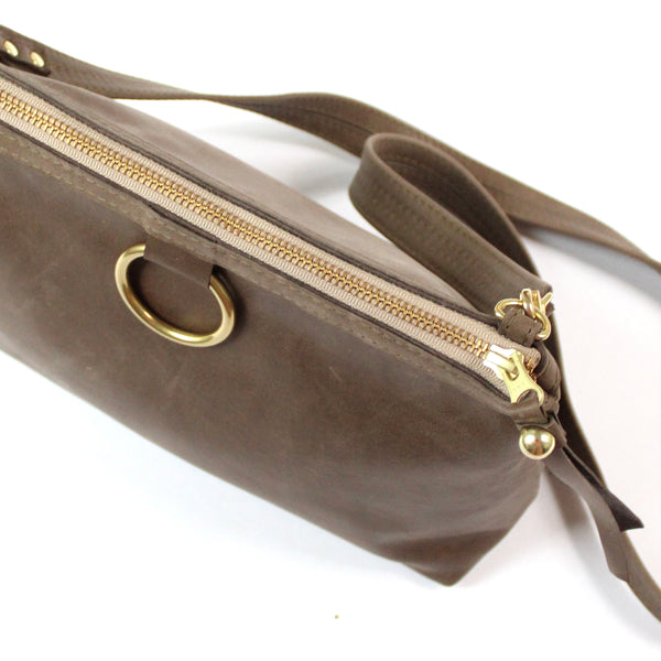 gold ring bag: putty brown