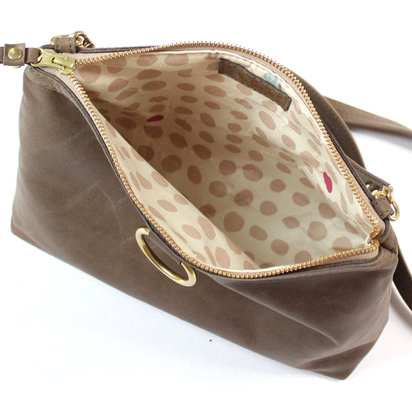 gold ring bag: putty brown