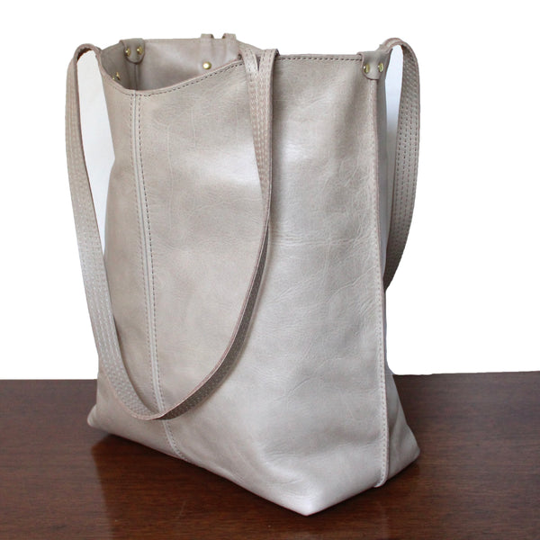 rustic tote: taupe