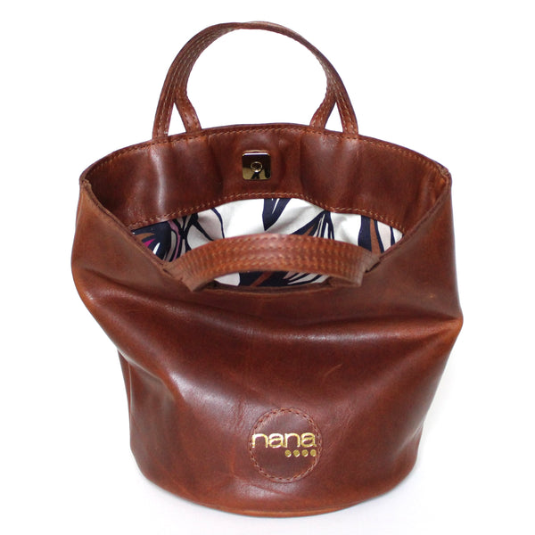 little bucket: maple
