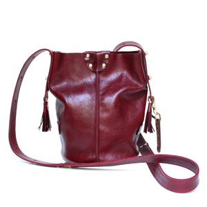 lil' bucket bag: vintage maroon