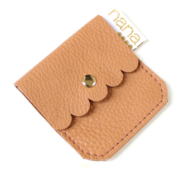 itty bitty pouch: pebbled tan