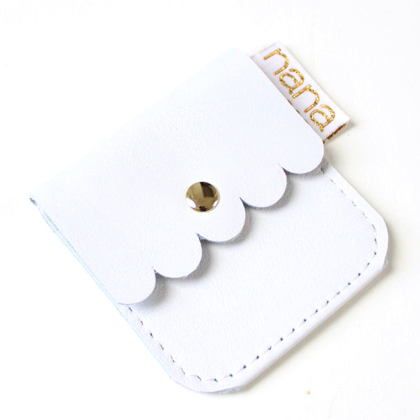 itty bitty pouch: cloud white