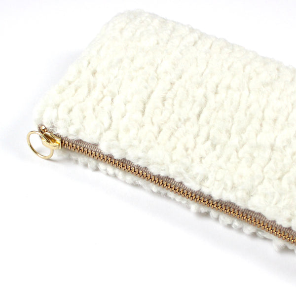 warm fuzzy clutch: snow white